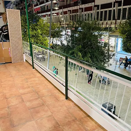 Mirador Plaza Triangular Διαμέρισμα *
